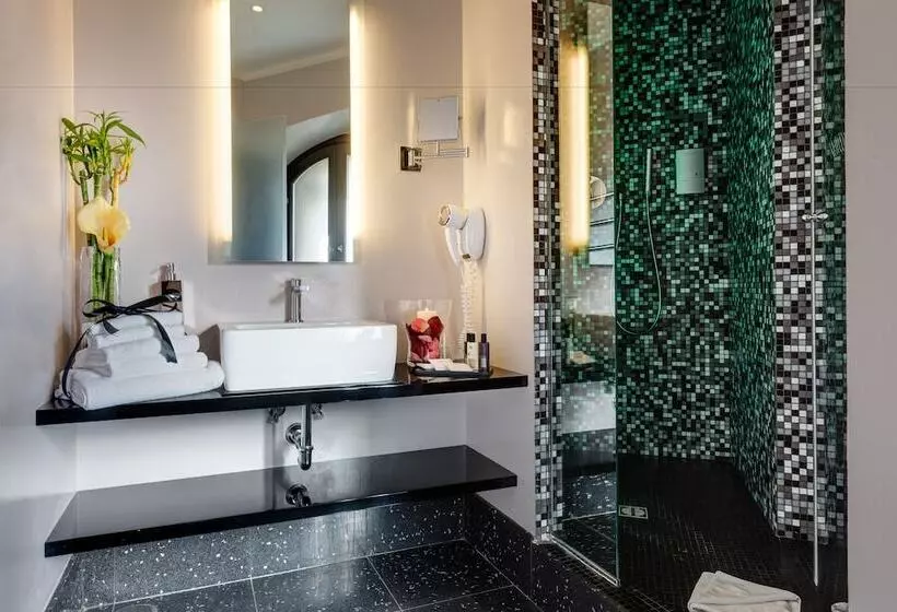 Fotos del hotel Dharma Luxury:  15