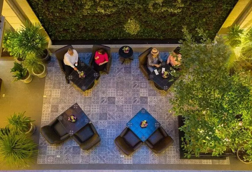 Fotos del hotel Histórico Central:  5