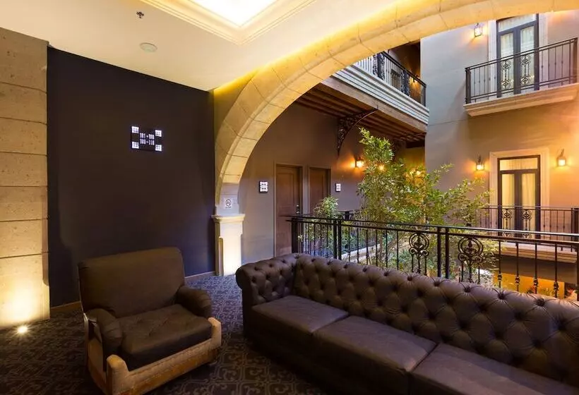 Fotos del hotel Histórico Central:  2