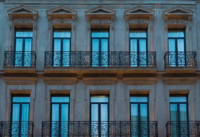 Fotos del hotel Histórico Central:  7