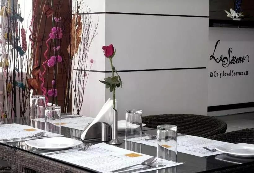 Fotos del hotel La Serene:  4