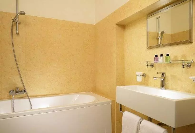 Fotos del hotel L Orologio:  23