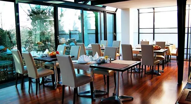 Fotos del hotel President:  8