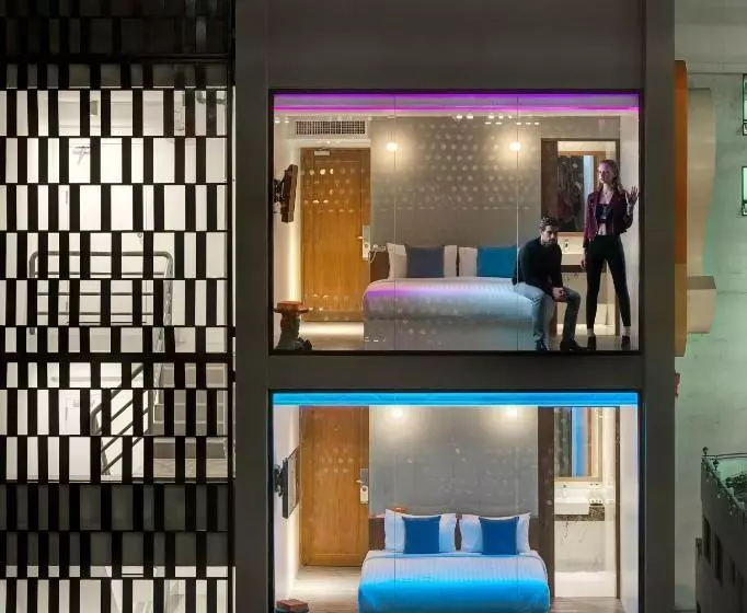 Fotos del hotel S Box Sukhumvit   Sha Extra Plus:  8