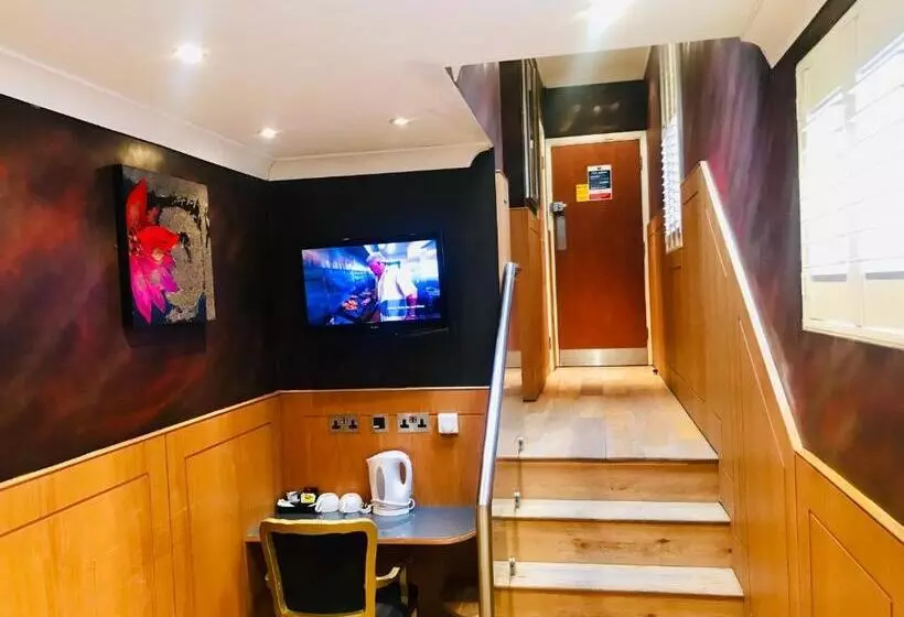 Fotos del hotel The Melville Rooms & Suites  London:  3