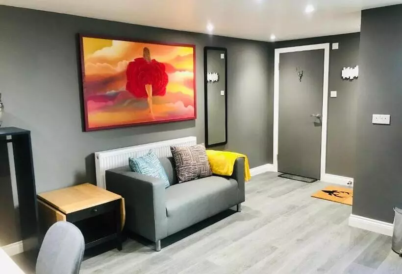 Fotos del hotel The Melville Rooms & Suites  London:  2