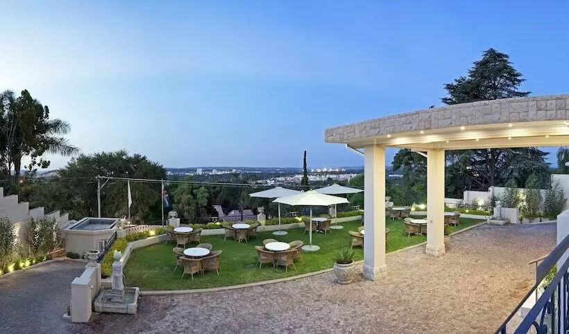 Fotos del hotel 131 On Herbert Baker Street:  15