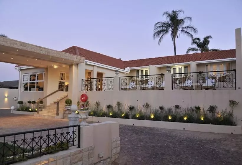 Fotos del hotel 131 On Herbert Baker Street:  20