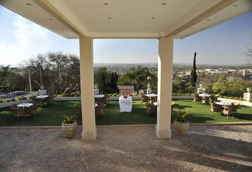 Fotos del hotel 131 On Herbert Baker Street:  18