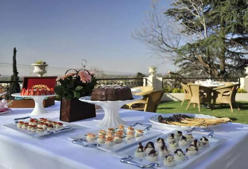 Fotos del hotel 131 On Herbert Baker Street:  22