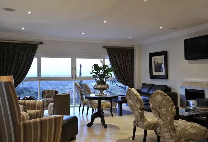 Fotos del hotel 131 On Herbert Baker Street:  23