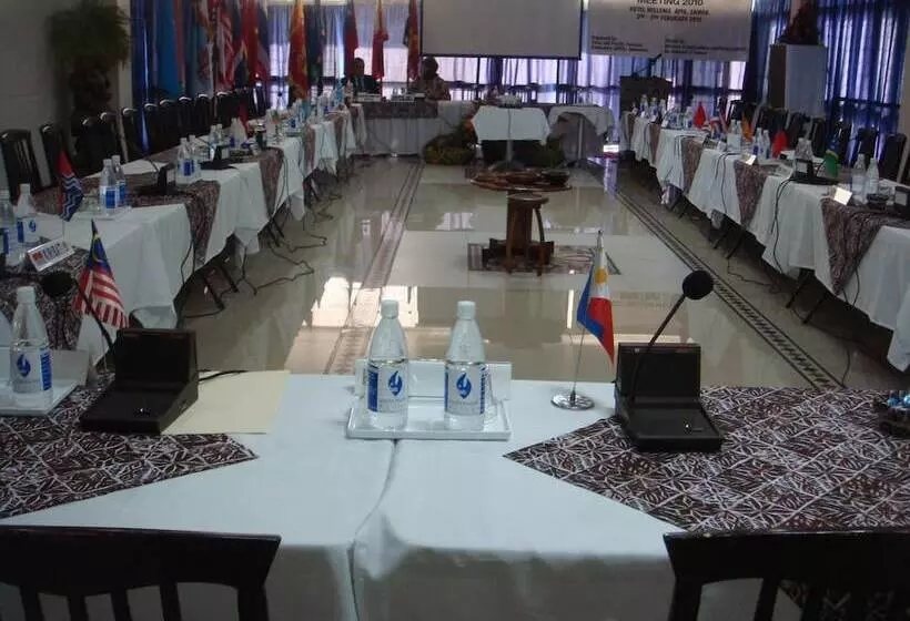 Fotos del hotel Millenia Samoa:  5