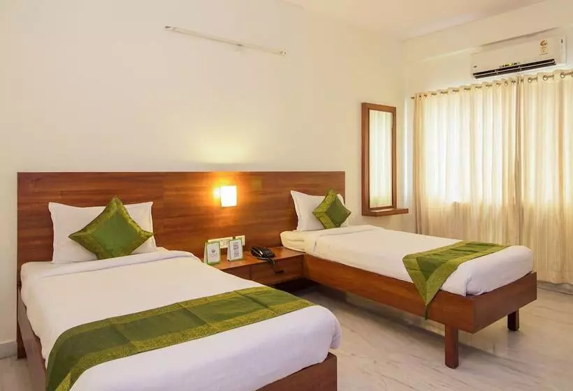 Fotos del hotel Treebo Krrish Inn:  8