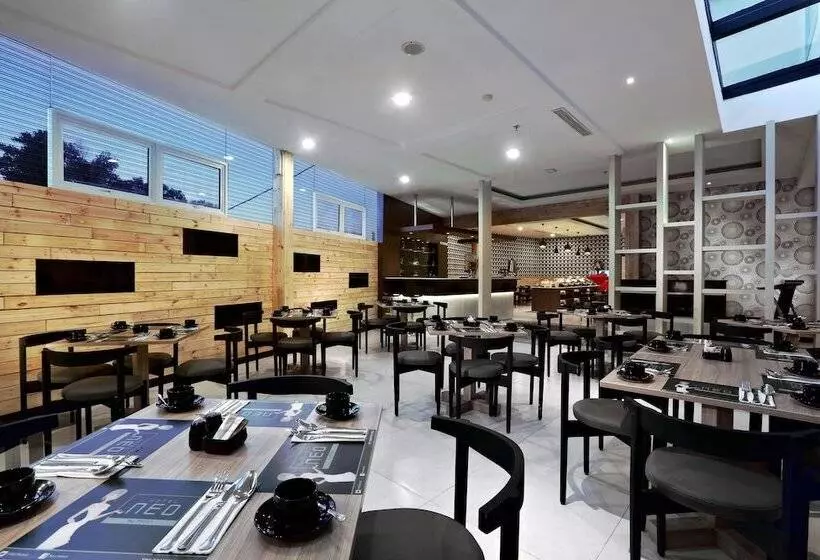 Fotos del hotel Neo Dipatiukur Bandung By Aston:  4