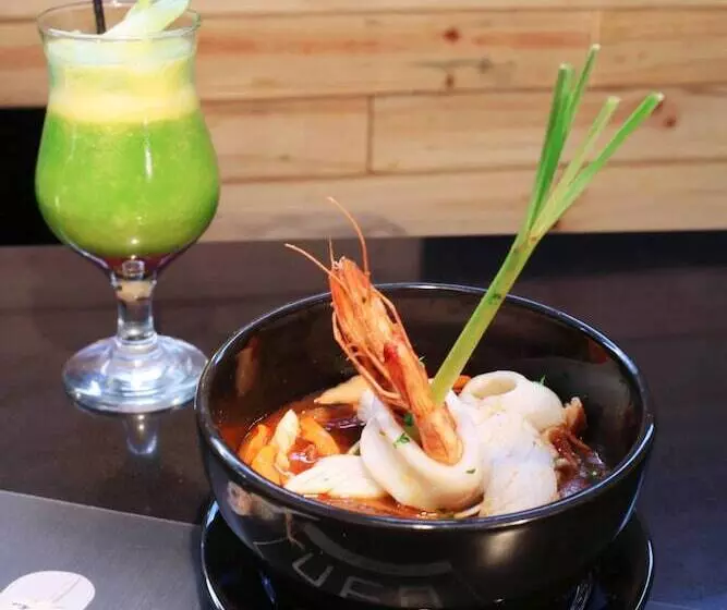 Fotos del hotel Neo Dipatiukur Bandung By Aston:  11