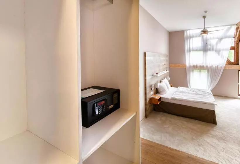 Fotos del hotel Cihelny Golf & Wellness Resort:  4