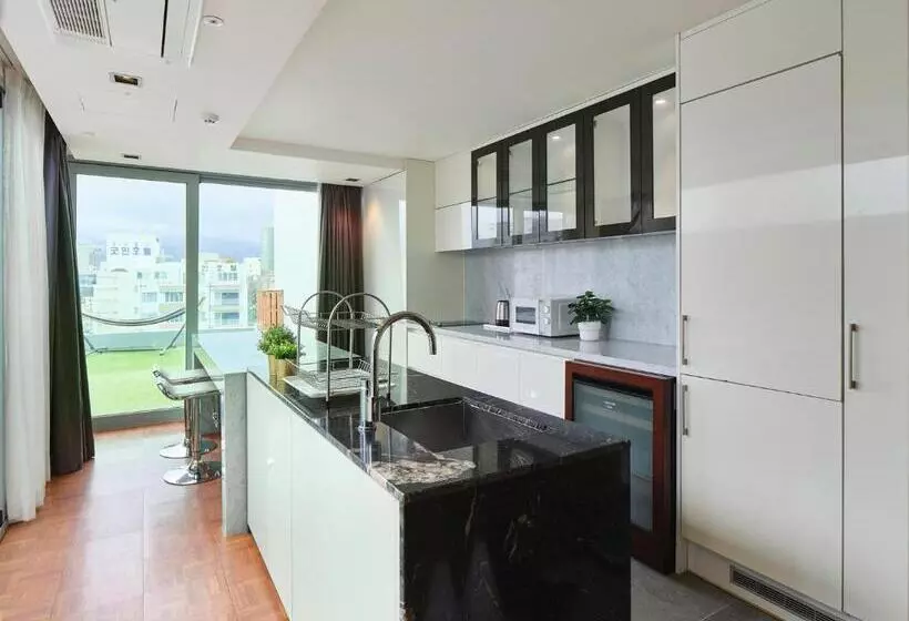 Fotos del hotel The Island Blue:  13