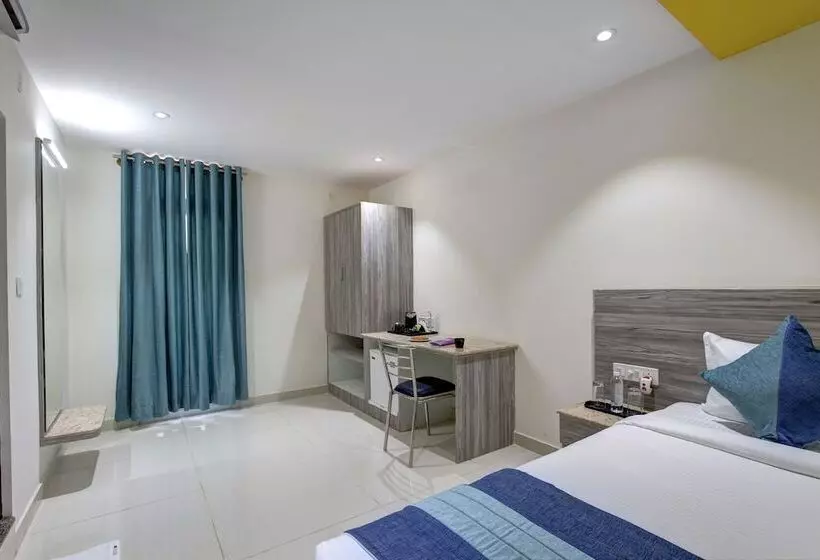 Fotos del hotel Orange Suites Airport Transit Stay:  10