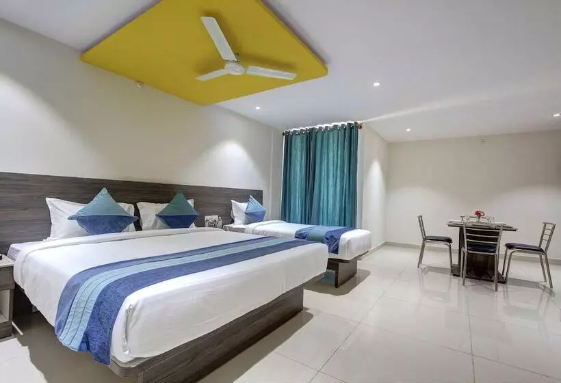 Fotos del hotel Orange Suites Airport Transit Stay:  2