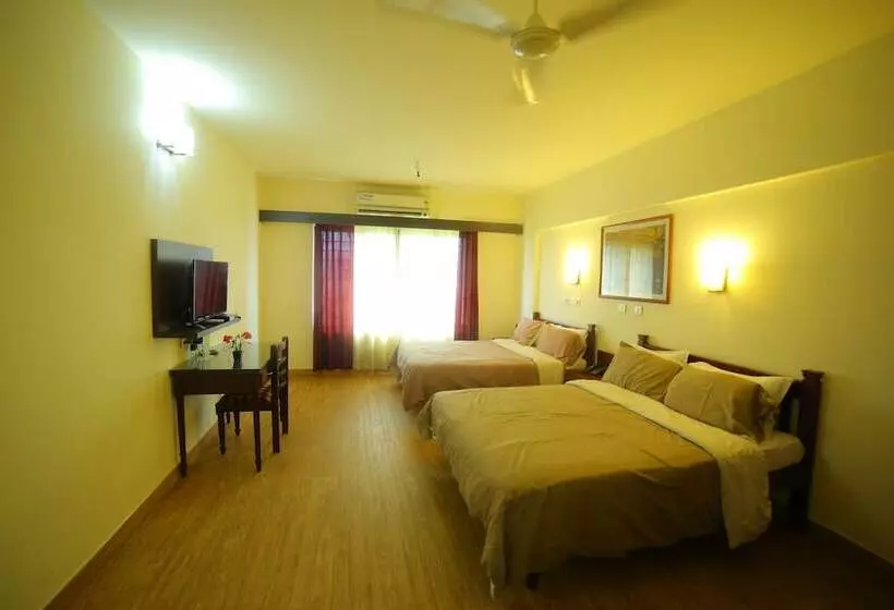 Fotos del hotel Plaza Suites:  2