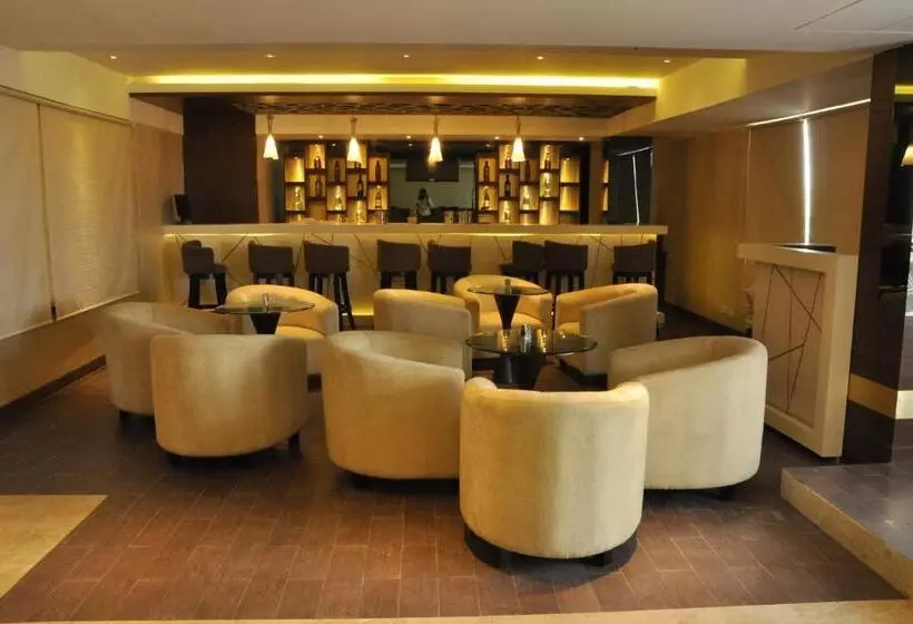 Fotos del hotel Sapna Clarks Inn:  4