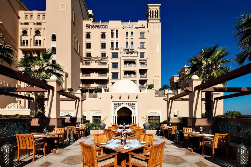 Fotos del hotel Sheraton Sharjah Beach Resort And Spa:  16