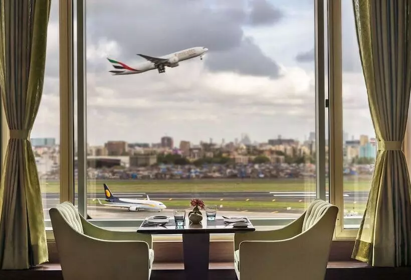 Fotos del hotel Taj Santacruz:  7