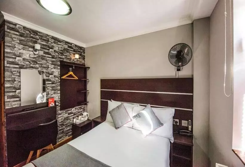 Fotos del hotel Epsilon:  9