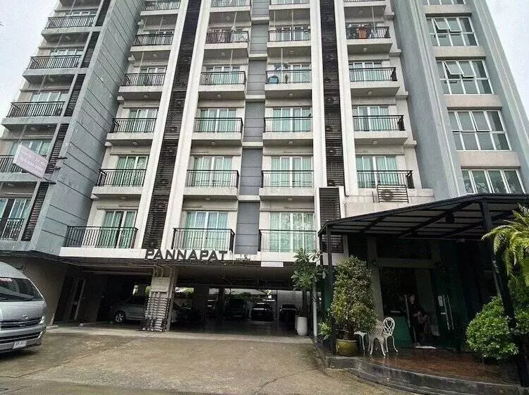 Pannapat Place