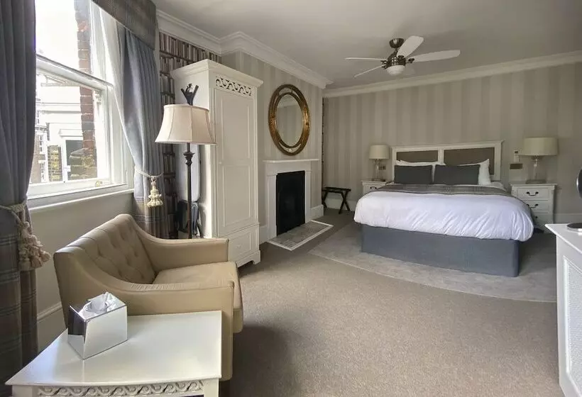 Fotos del hotel The Clerk & Well Pub & Rooms:  10