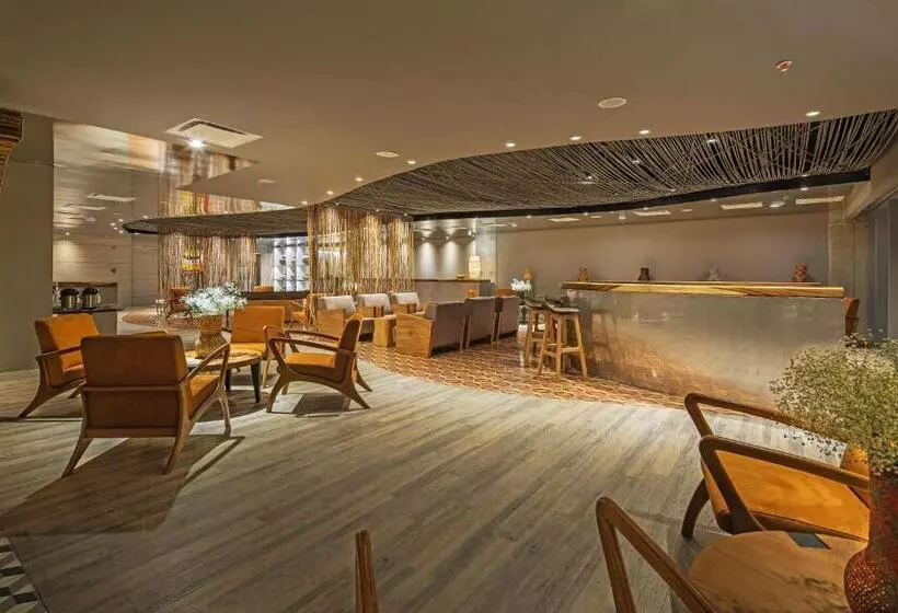 Fotos del hotel Movich Buro 51:  15