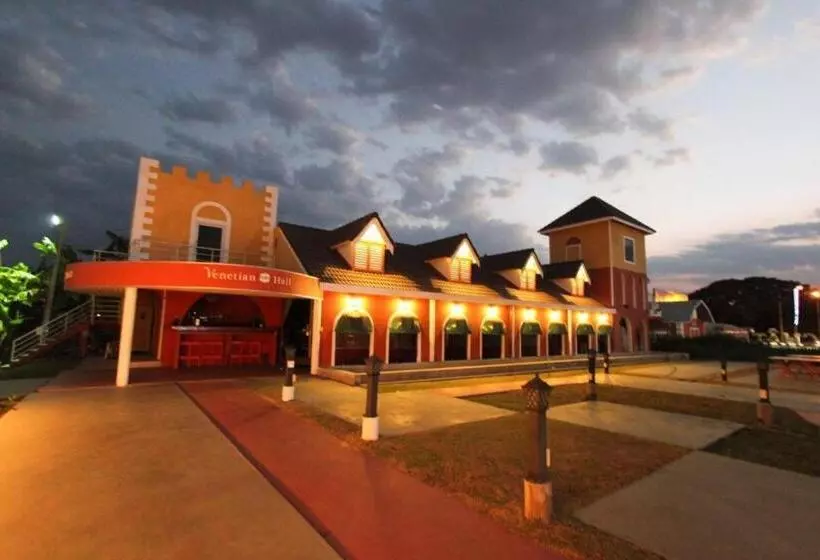 Fotos del hotel Thada Chateau:  9