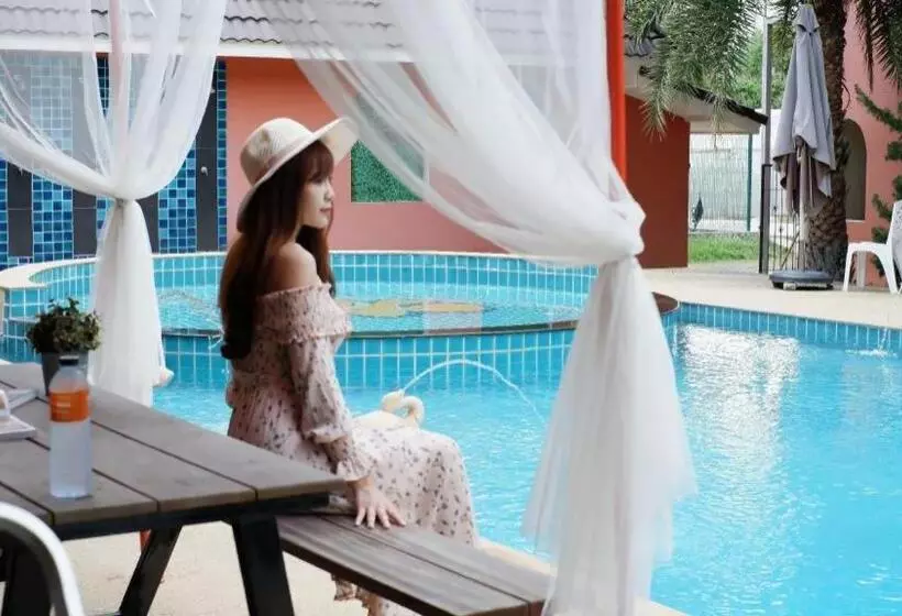 Fotos del hotel Thada Chateau:  5