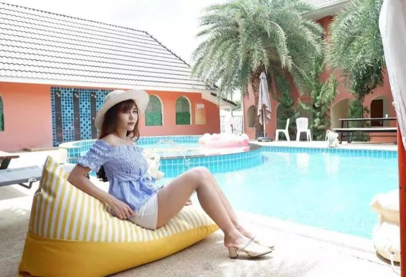 Fotos del hotel Thada Chateau:  2