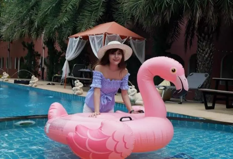 Fotos del hotel Thada Chateau:  11