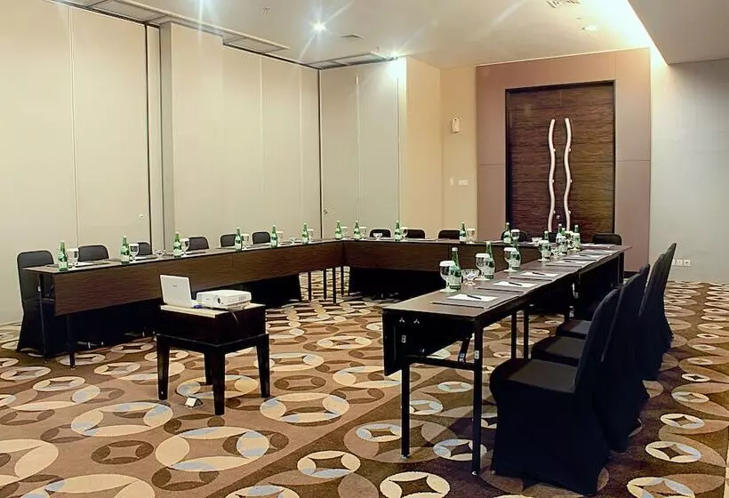 Fotos del hotel Aston Bellevue Radio Dalam:  15