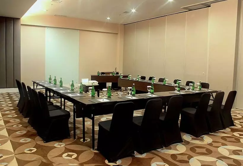 Fotos del hotel Aston Bellevue Radio Dalam:  8