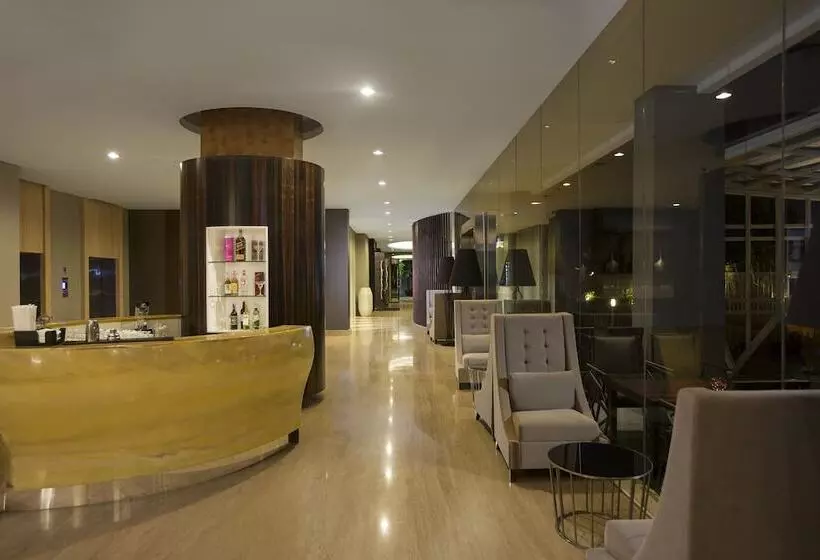 Fotos del hotel Aston Bellevue Radio Dalam:  4