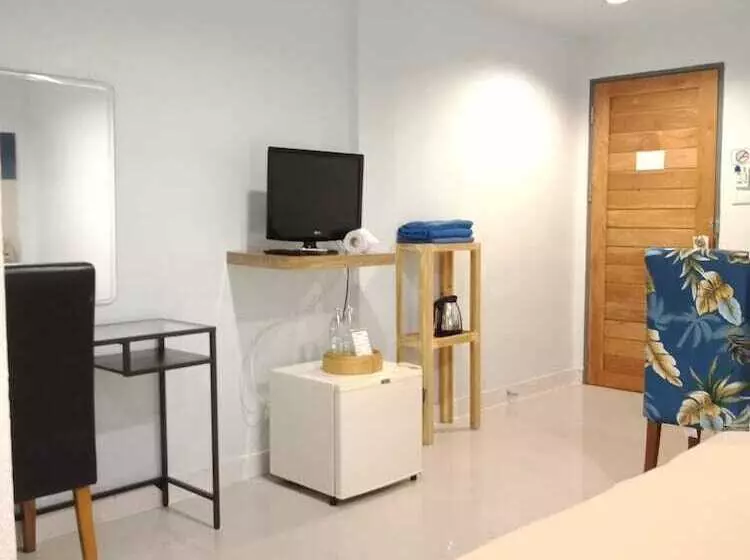 Fotos del hotel Limburi Hometel:  24