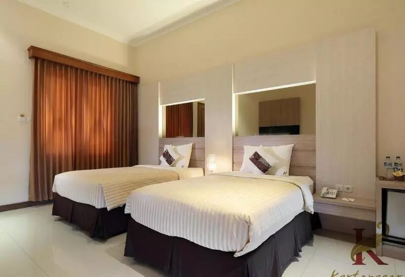 Fotos del hotel Kertanegara Premium Guest House:  16
