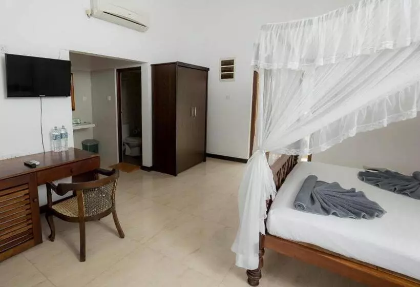 Fotos del hotel Neptune Bay Unawatuna Beach:  2