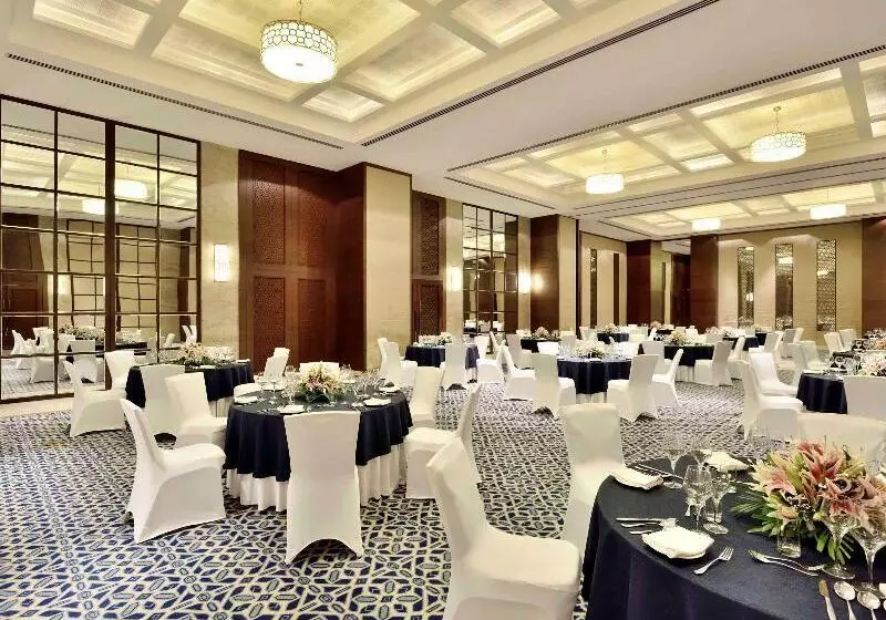 Fotos del hotel Novotel Imagicaa Khopoli:  25