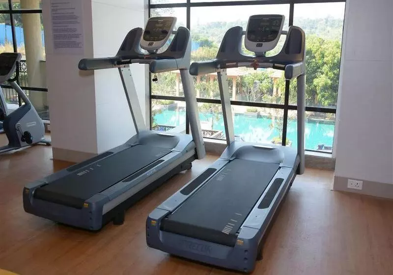 Fotos del hotel Novotel Imagicaa Khopoli:  4