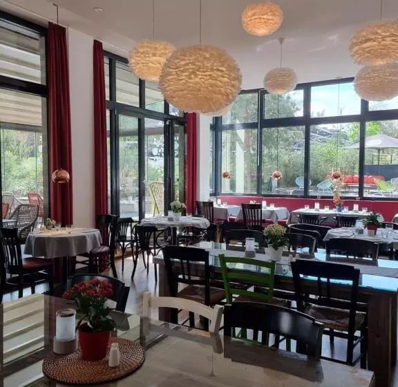 Fotos del hotel Grimm S Potsdamer Platz:  2