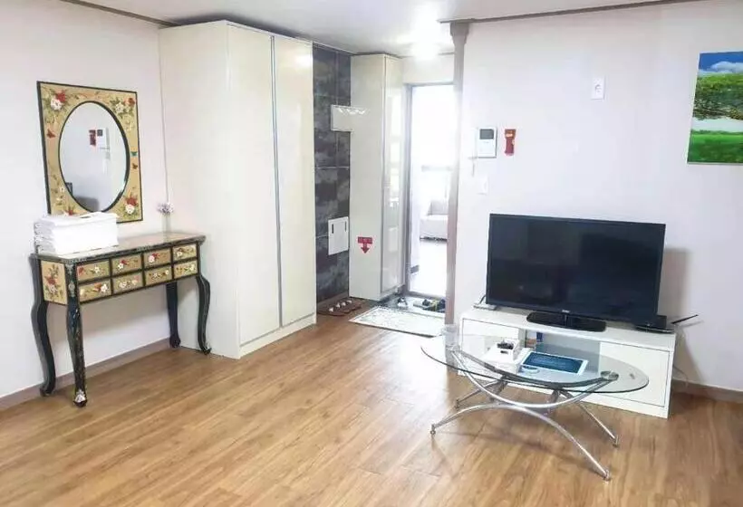 Fotos del hotel Hy Choi Hostel:  25