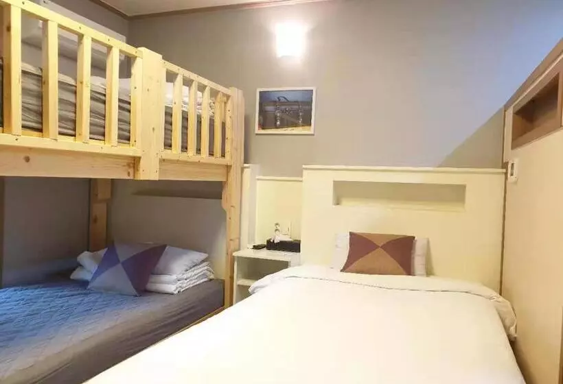 Fotos del hotel Hy Choi Hostel:  22