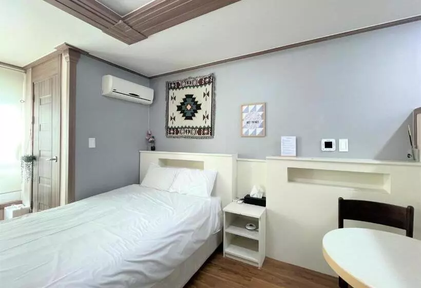 Fotos del hotel Hy Choi Hostel:  11