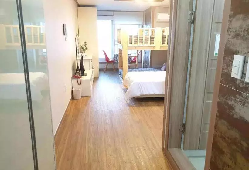 Fotos del hotel Hy Choi Hostel:  19