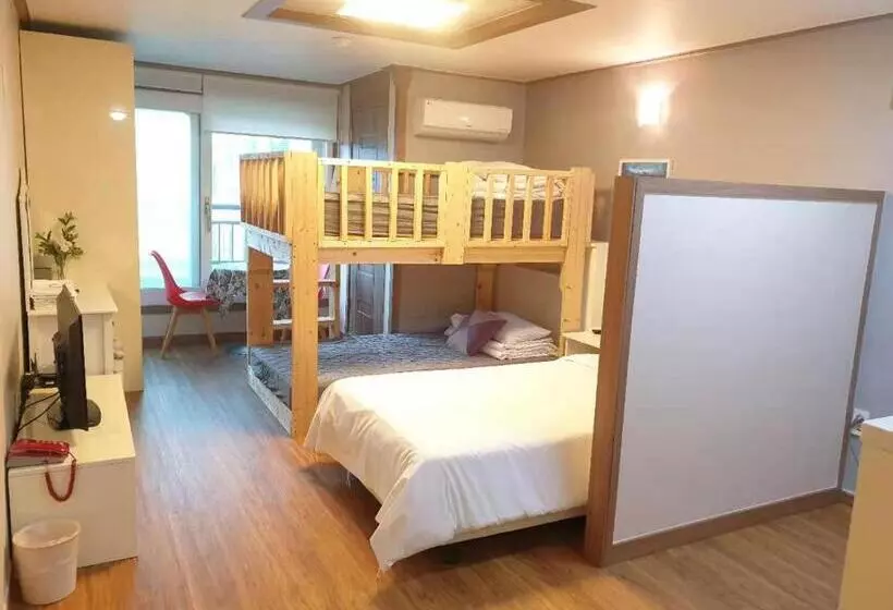 Fotos del hotel Hy Choi Hostel:  24