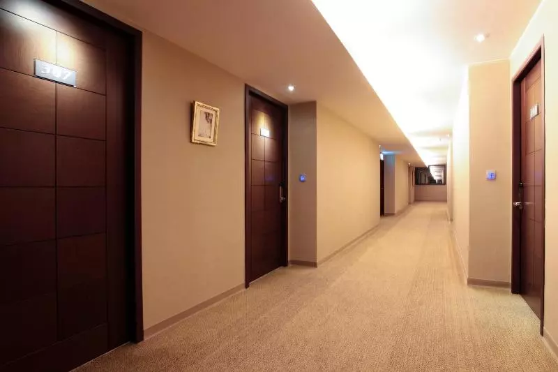 Fotos del hotel L Arc:  4